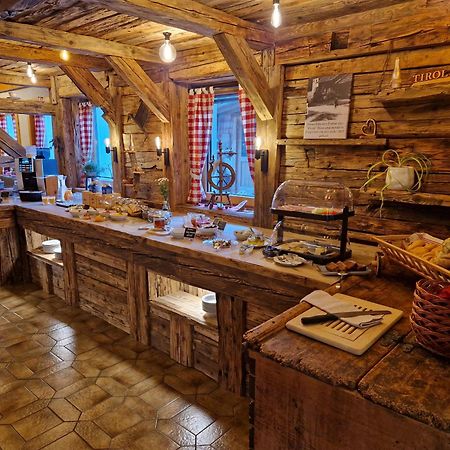 Fruehstueckspension Knappaschneider Prägraten Esterno foto