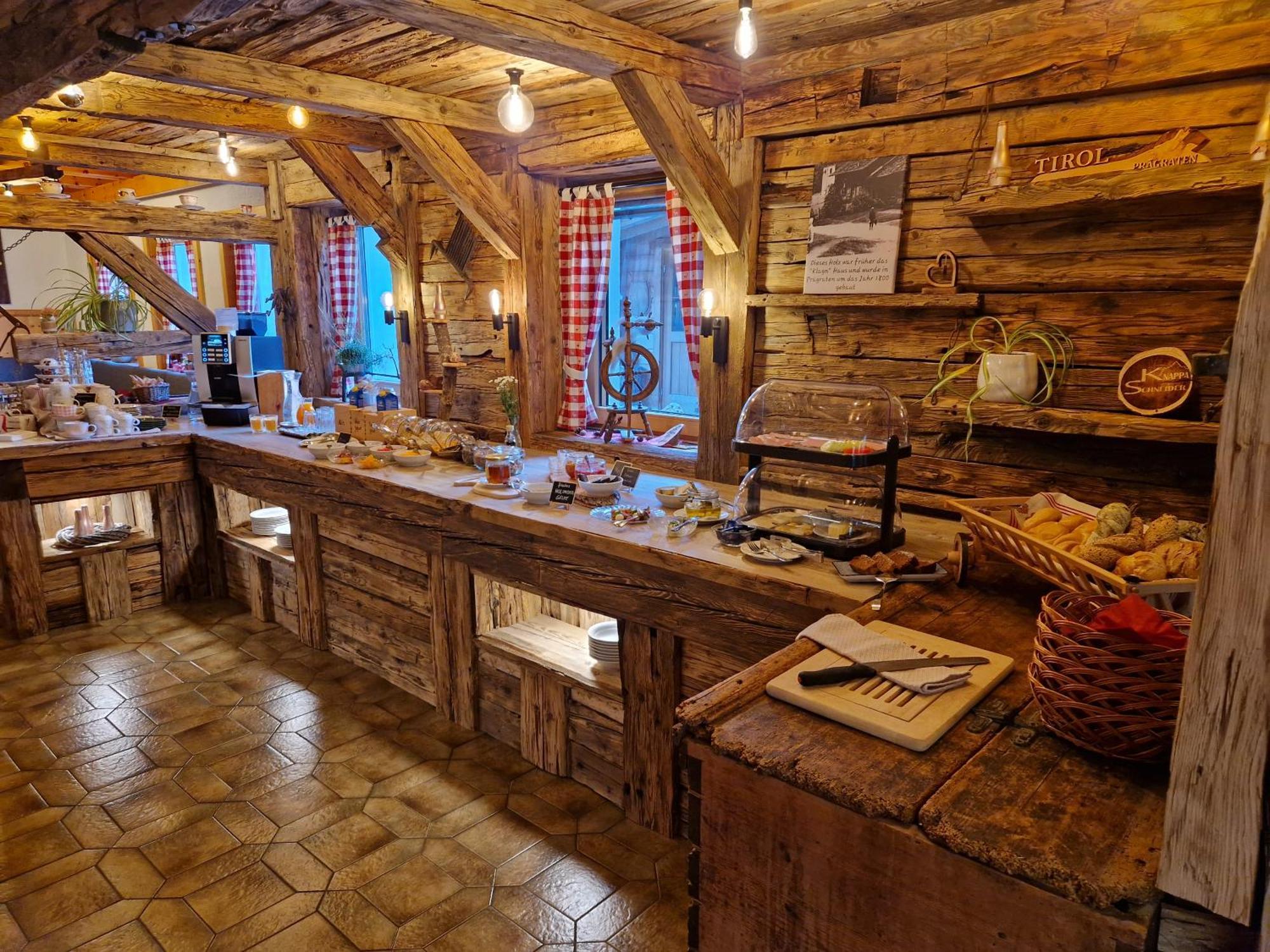 Fruehstueckspension Knappaschneider Prägraten Esterno foto